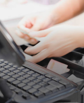 レジ不正やミスがないかの確認