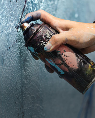 施設の落書きや破損の防止