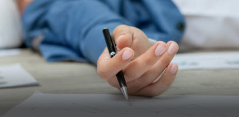 従業員が急病で倒れた際の早期発見